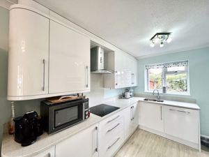 Kitchen- click for photo gallery